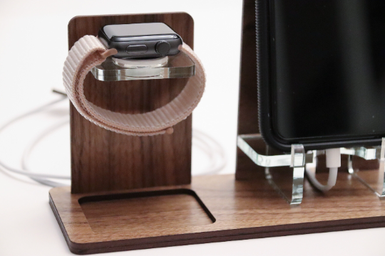 iPhone-Watch Stand Combo