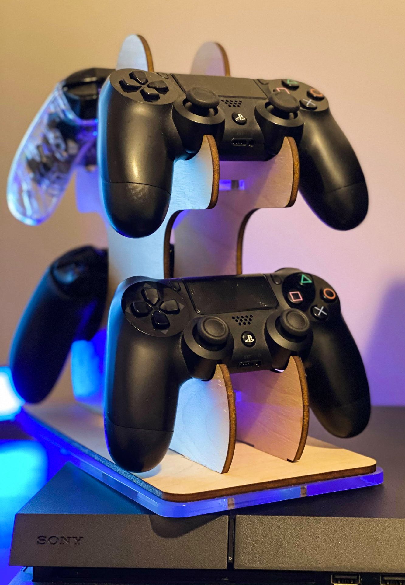 4 Player Gaming Stand
